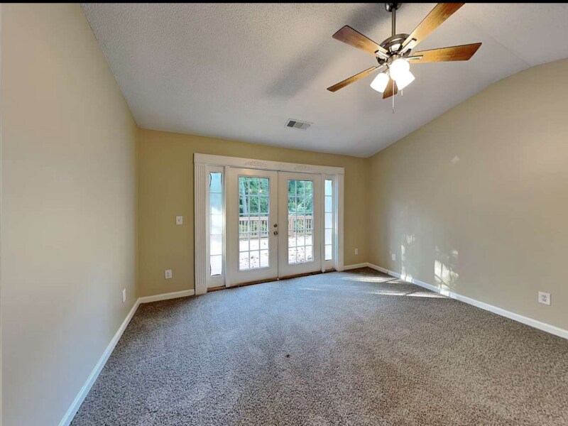 Building Photo - 2930 Cottesford Way SE