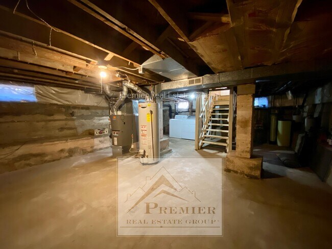 Building Photo - 1 Alsace Way