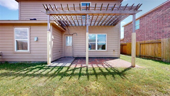 Building Photo - 2429 Regatta Ln