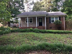 Building Photo - Charming 3-Bedroom Home in North Raleigh – Available Now!