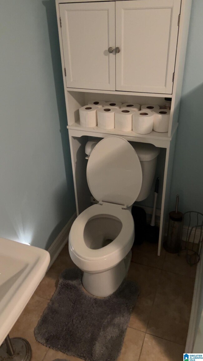 Building Photo - 5108 Wilson Cir