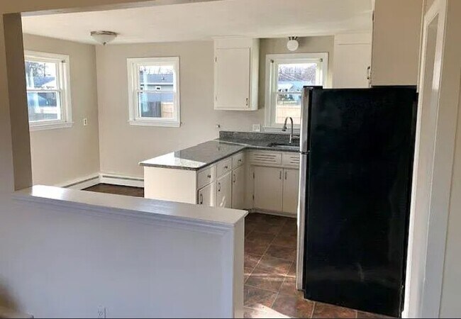 Building Photo - 27 Campbell Dr