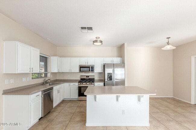 Building Photo - 4480 S Marble St