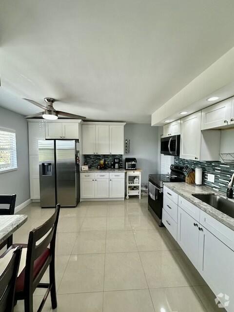 Building Photo - 1750 Hammock Blvd