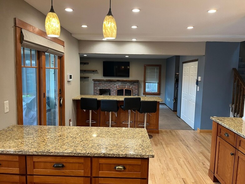 Building Photo - 8350 W 81st Dr