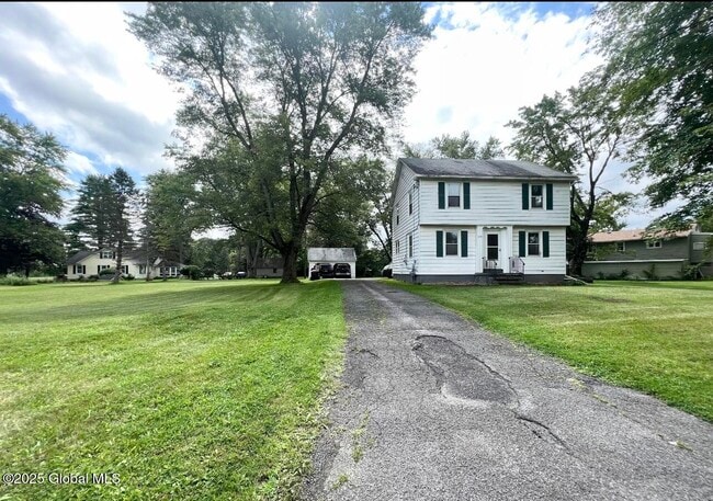 Building Photo - 654 Feura Bush Rd