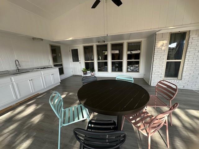 Building Photo - 2649 Mariposa Cir