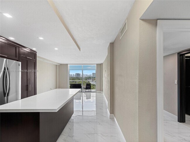 Building Photo - 1800 NW 24th Ave