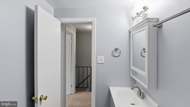 Building Photo - 1984 Arwell Ct