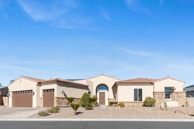 Building Photo - Canyon Falls Single-Story: Chef’s Kitchen, Office + Built-In BBQ Yard (3-Car)