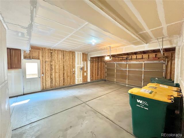 Building Photo - 12121 S Grass River Trail