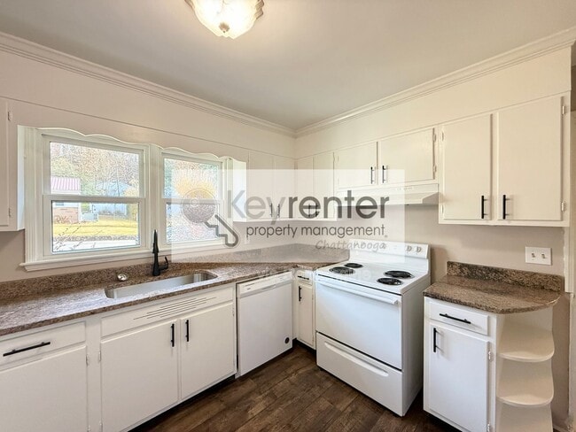 Building Photo - 4803 Orchard View Dr