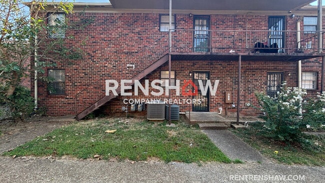 Building Photo - 3210 13 Colony Mall