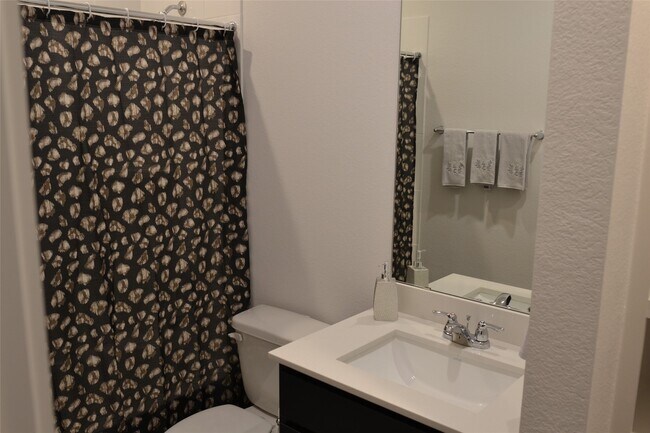 Building Photo - 1607 Portorosso Dr