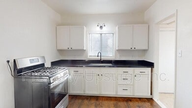 Building Photo - 1881 3rd St