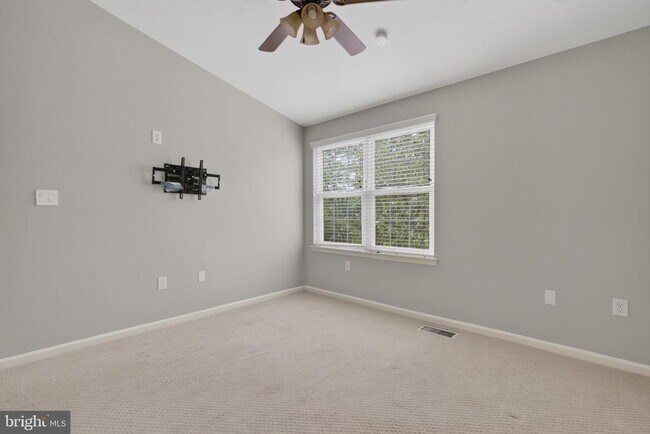 Building Photo - 12825 Fair Briar Ln