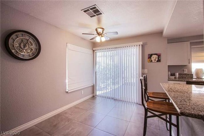 Building Photo - Summerlin Beauty! Unfurnished