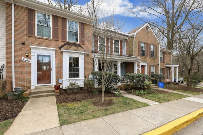 Building Photo - 2066 Derby Ridge Ln