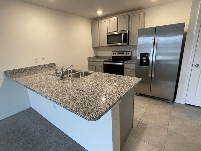 Building Photo - Beautiful 4-Bedroom Modern Home in the Desirable Brookside Community | Ruskin