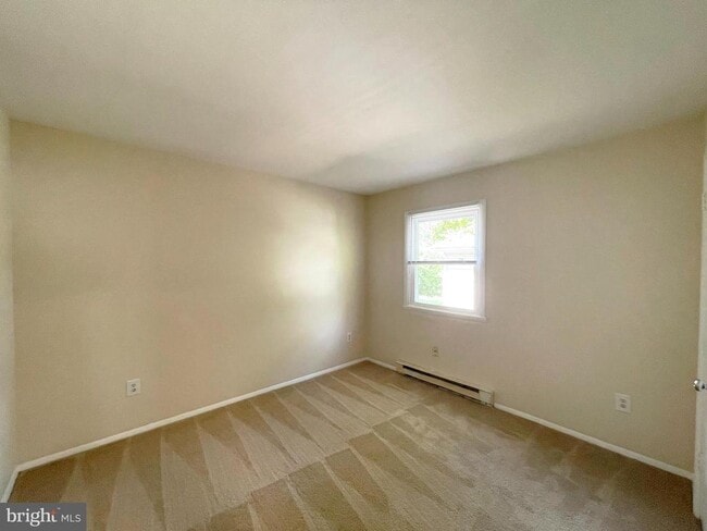 Building Photo - 21339 Brighton Ave