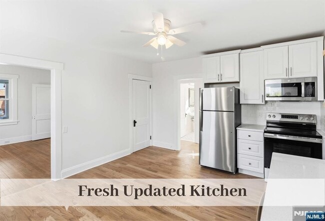 Building Photo - 10 Zazzetti St