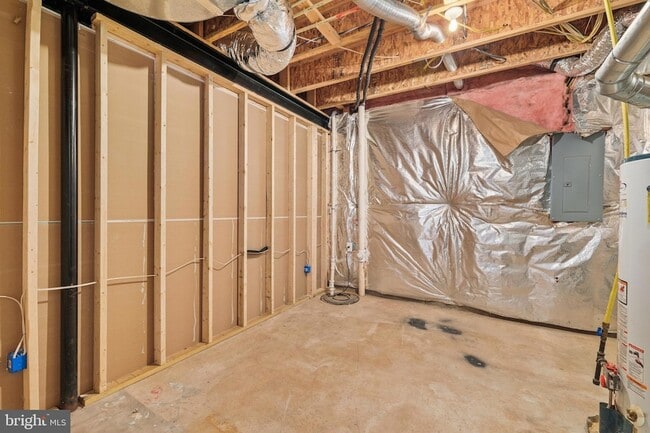 Building Photo - 9036 Woodpecker Ct