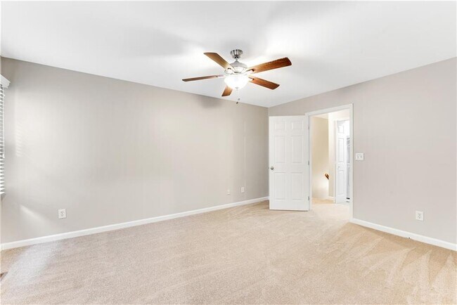 Building Photo - 1420 Old Virginia Ct SE