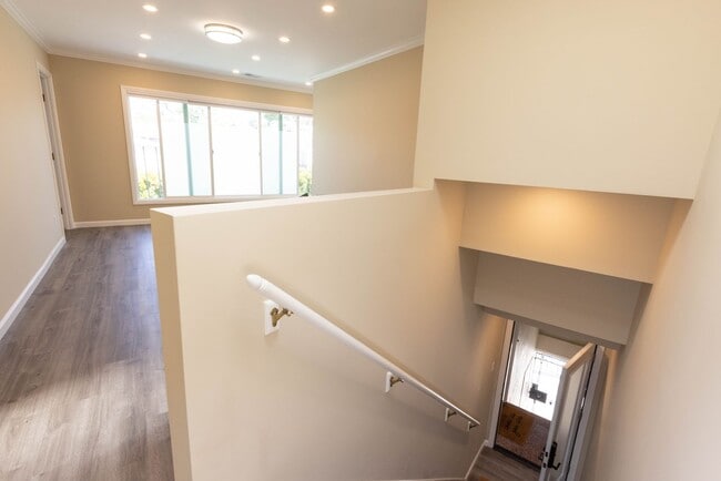 Building Photo - OPEN HOUSE: Tuesday (7/8)  6:00pm-6:30pm. ...