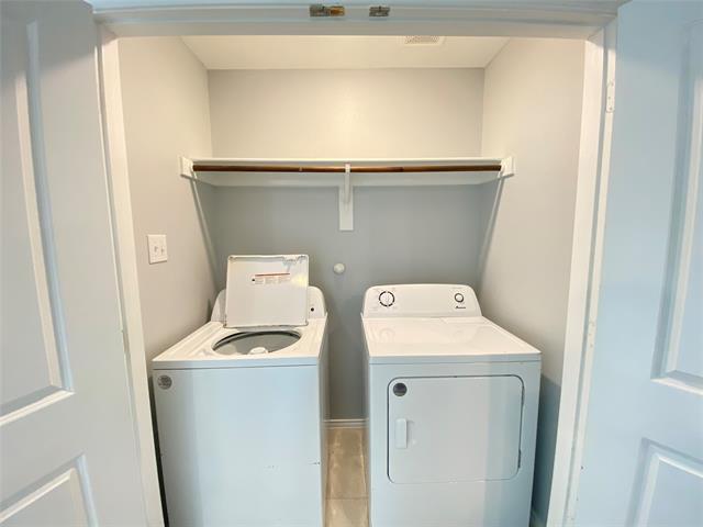 Building Photo - 3523 Glover Peak Pl