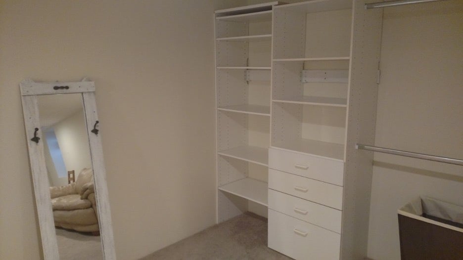 Closet - 5244 41st Ave S