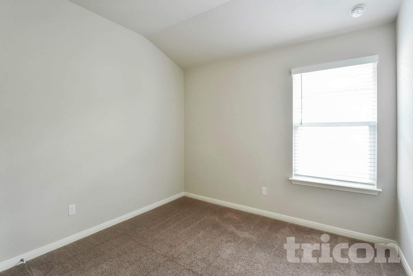 Building Photo - 13519 Emerson Wy