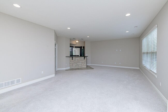 Building Photo - 5200 Shoal Creek Ct