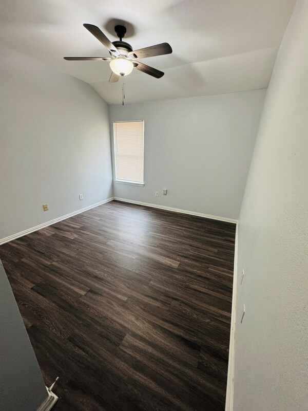 Building Photo - 5837 Swords Dr