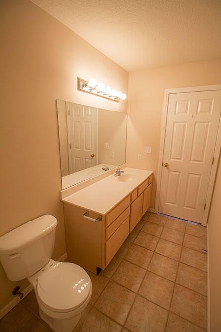 Building Photo - 1871 Harmony St