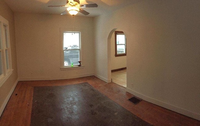 Building Photo - 1134 Bertch Ave