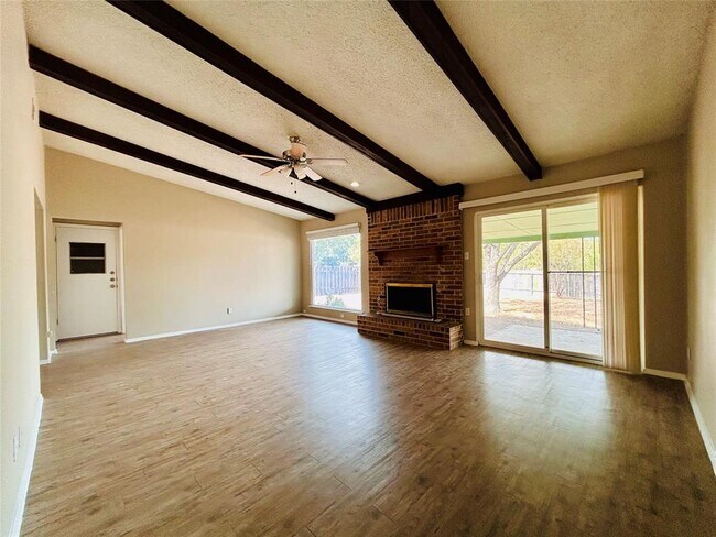 Building Photo - 1508 Thornridge Rd