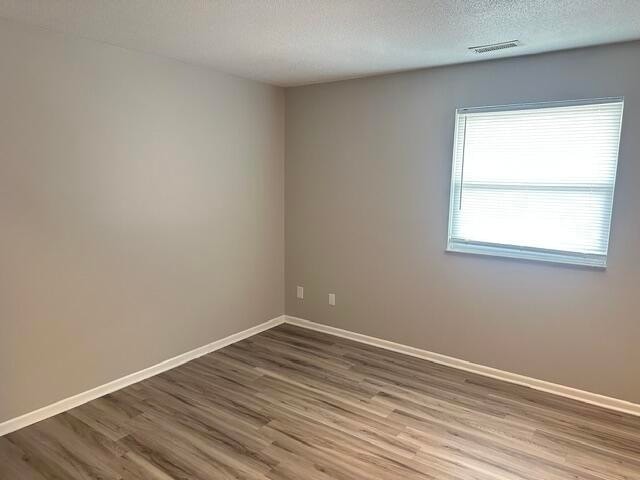 Building Photo - 2075 Clingan Dr NW