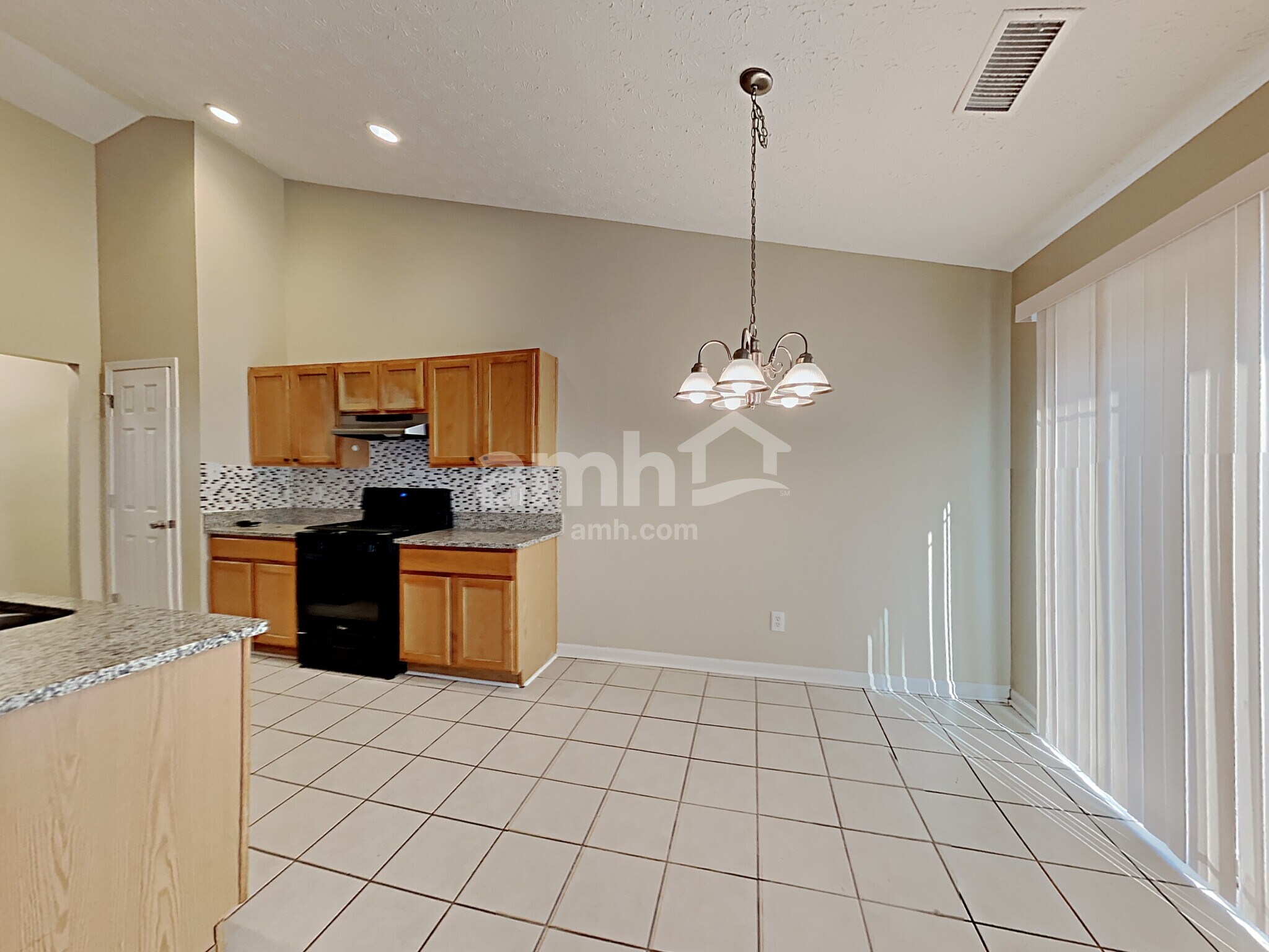 Building Photo - 247 Rockingham Dr