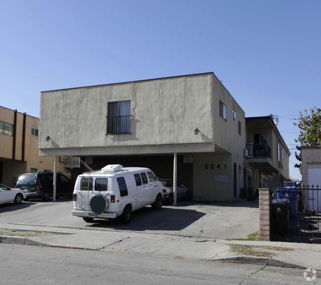 Primary Photo - 6641 Beck Ave