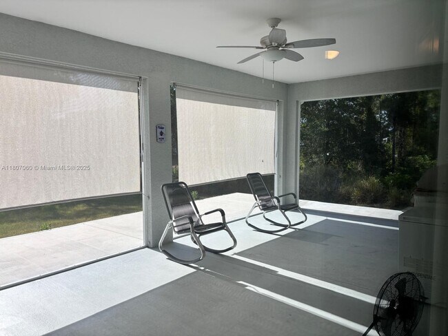 Building Photo - 5301 Sunshine Blvd N