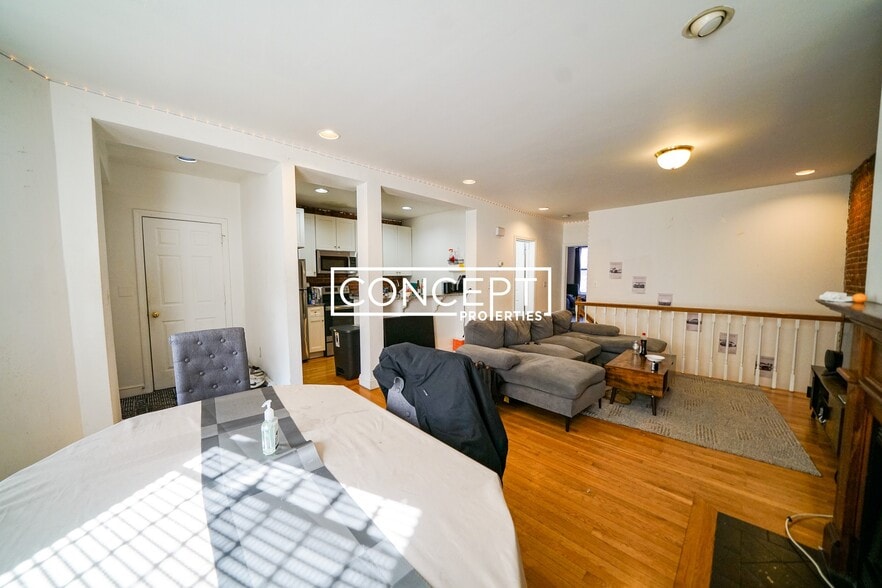 Building Photo - 480 Massachusetts Ave