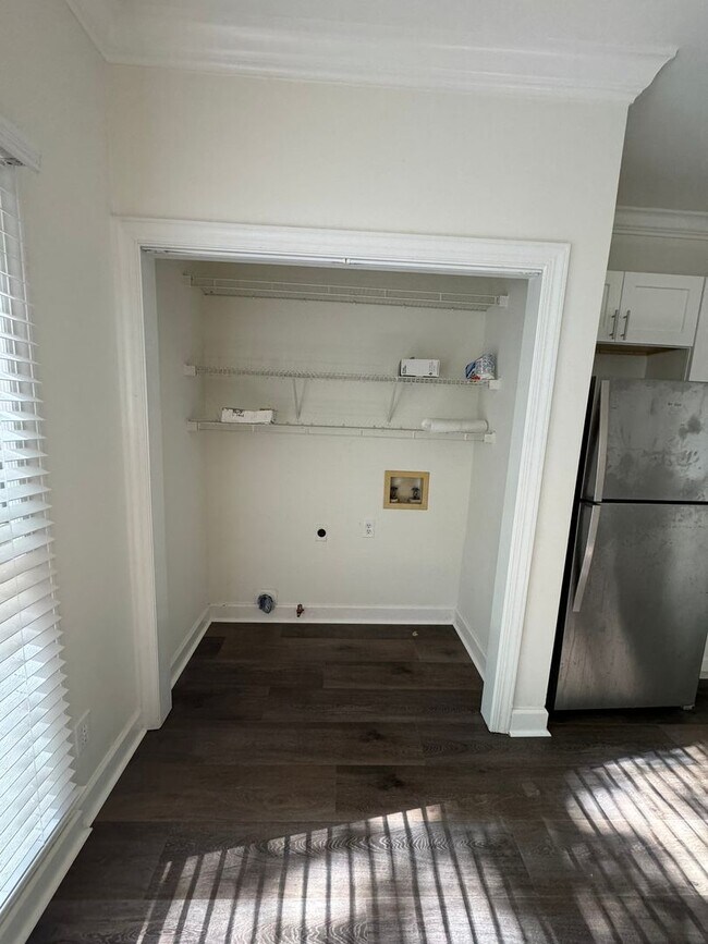 Building Photo - Updated House in Hampton Park!