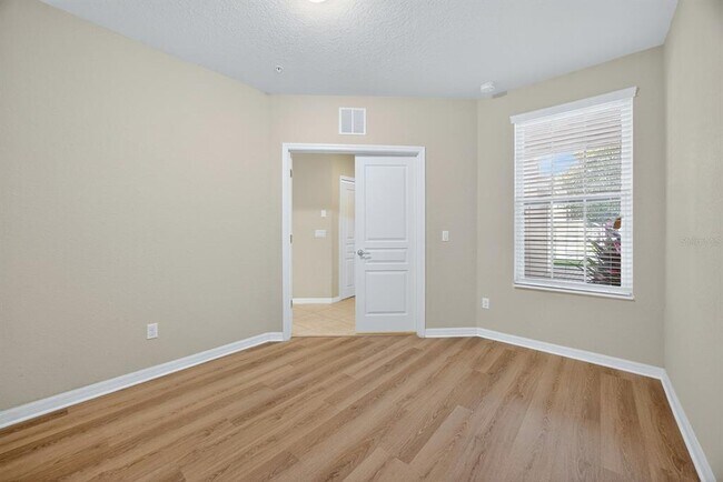 Building Photo - 8356 Bella Tierra Ct