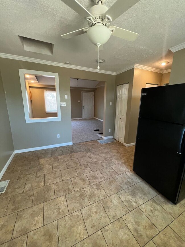 Building Photo - Arnold Home for Rent!
