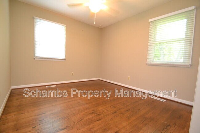 Building Photo - 5131 Lundy Dr