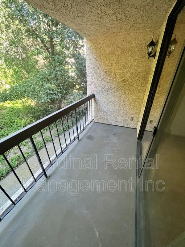 Building Photo - 3961 Via Marisol