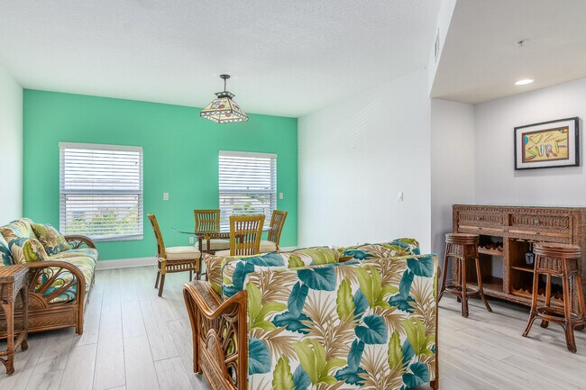 Building Photo - 105 Pulsipher Ave