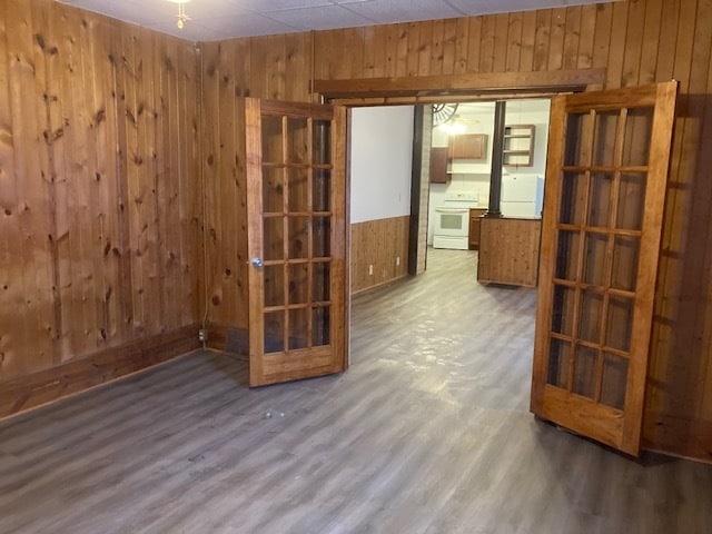 living - 907 Clinton St