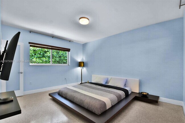 Building Photo - Northeast 11th Avenue, Miami Shores, FL 33138 - 3 BR 2 BA single-family home