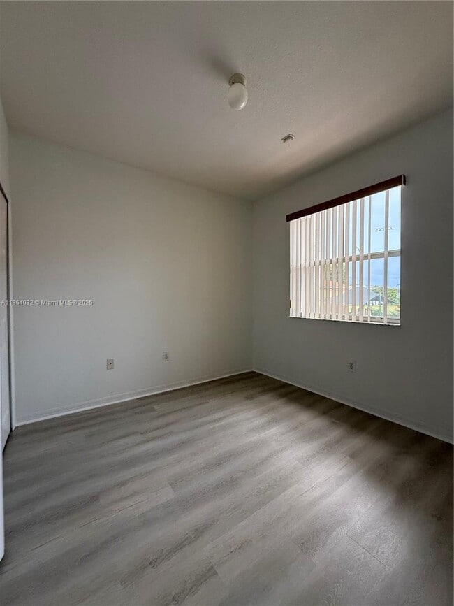Building Photo - 11539 NW 60th Terrace